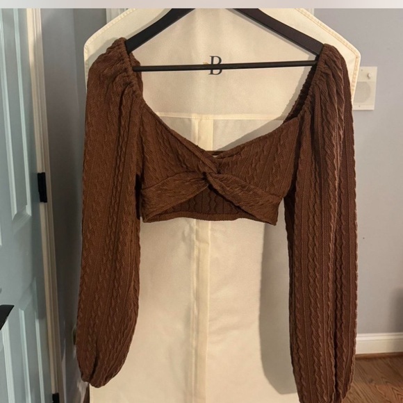 Altar’d State sweater crop top 
Size s - Picture 1 of 2